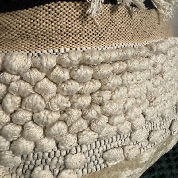 Anthropologie All Roads Yucca Ivory Black Tufted Tassels Pillow NWOT 18x18 - Picture 4 of 7